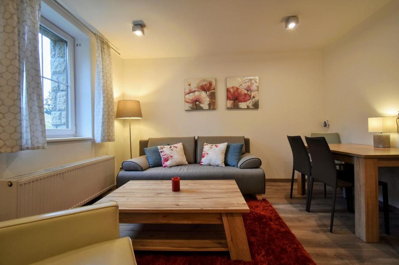 Apartment Dalibor II With Private Entrance And Private Garage Szpindlerowy Młyn Zewnętrze zdjęcie